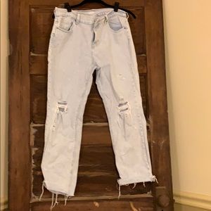 Women’s Boyfriend Jeans, size 10, ankle fray hem